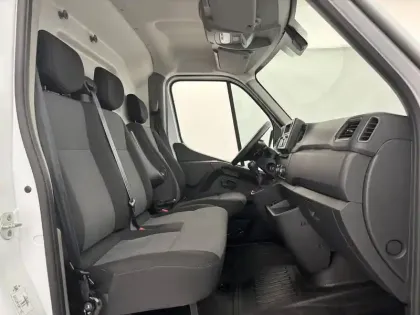 Photo 13 Renault Master  FGN TRAC F3500 L2H2 BLUE DCI 135