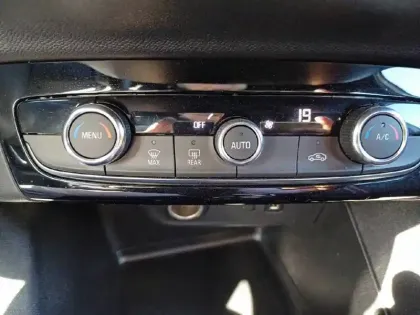 Photo 19 Opel Corsa  Electrique 136 ch & Batterie 50 kWh