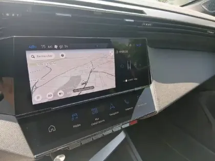 Photo 20 Peugeot 408  Plug-in Hybrid 240 ch e-DCS7