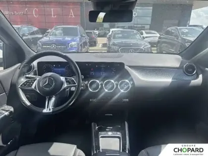 Photo 11 Mercedes Classe B  180 d 8G-DCT