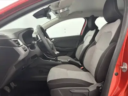 Photo 24 Renault Clio  Blue dCi 100 ch GSR2