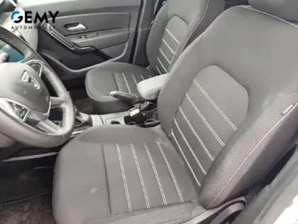 Photo 8 Dacia Duster  TCe 150 FAP 4x2 EDC