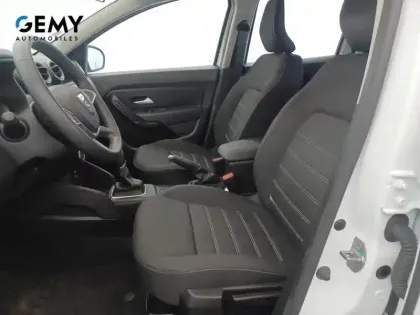 Photo 23 Dacia Duster  TCe 150 FAP 4x2 EDC