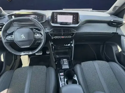 Photo 12 Peugeot 2008  Electrique 136 ch
