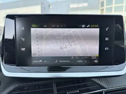 Photo 21 Peugeot 2008  Electrique 136 ch