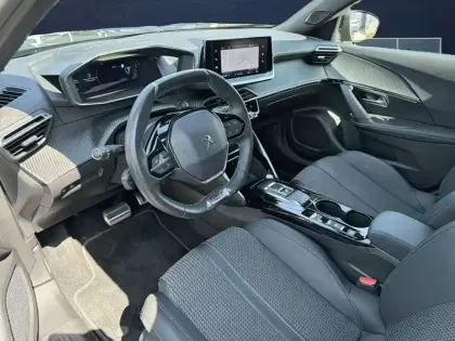 Photo 15 Peugeot 2008  Electrique 136 ch