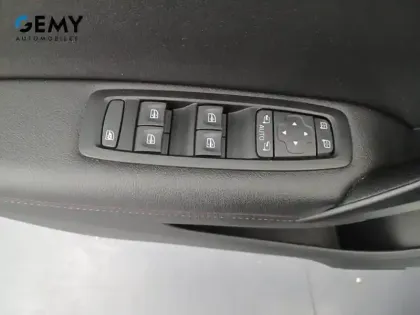 Photo 31 Renault Megane  IV Berline TCe 160 EDC