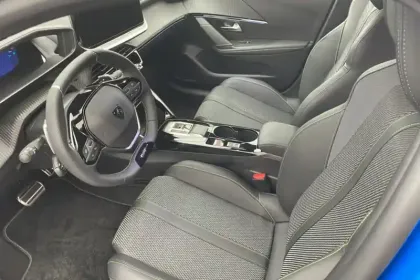 Photo 36 Peugeot 208  Hybrid 110 e-DCS6