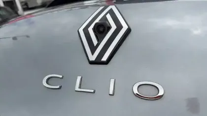 Photo 12 Renault Clio  Eco-G 100 ch GSR2