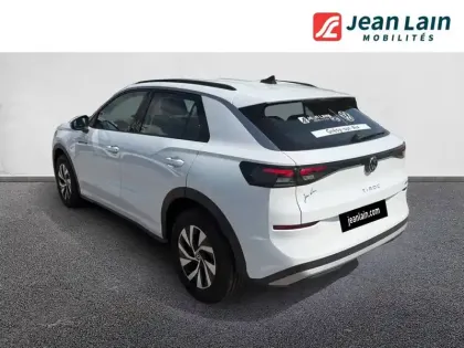 Photo 6 Volkswagen T-roc  1.5 eTSI EVO2 Hybrid 116 ch DSG7