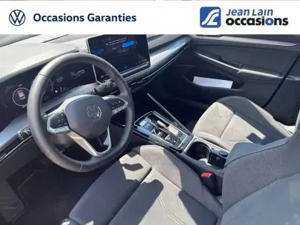 Photo 12 Volkswagen Golf  1.5 eTSI EVO2 116 DSG7