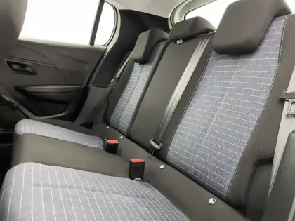 Photo 14 Peugeot 208  PureTech 75 S&S BVM5
