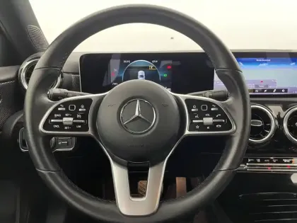Photo 22 Mercedes Classe A  200 d 8G-DCT