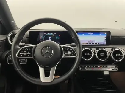 Photo 21 Mercedes Classe A  200 d 8G-DCT