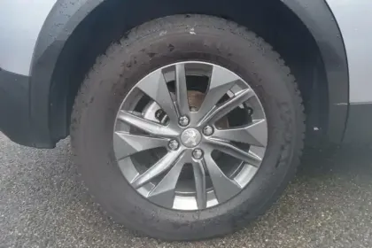 Photo 13 Peugeot 2008  PureTech 100 S&S BVM6