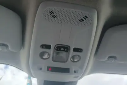 Photo 30 Peugeot 2008  PureTech 100 S&S BVM6