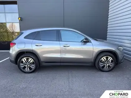 Photo 35 Mercedes GLA  250 e Hybrid EQ 8G-DCT