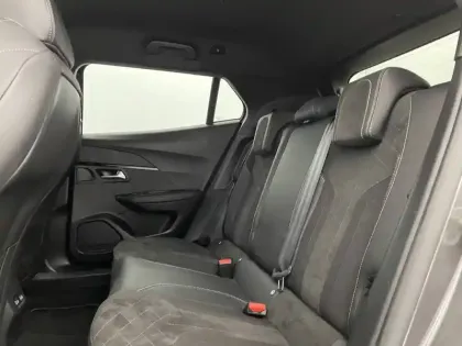 Photo 14 Peugeot 2008  PureTech 130 S&S EAT8