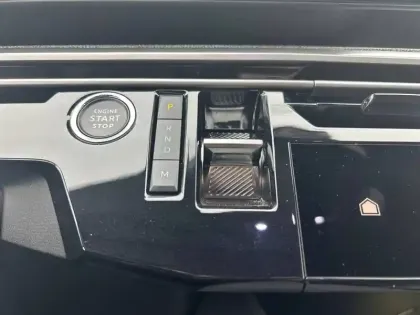 Photo 13 Peugeot 3008  Hybrid 145 e-DCS6