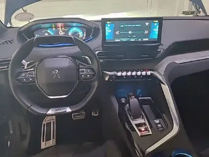 Photo 30 Peugeot 3008  Hybrid 225 e-EAT8