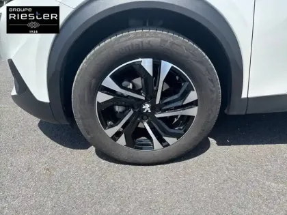 Photo 12 Peugeot 2008  PureTech 130 S&S EAT8
