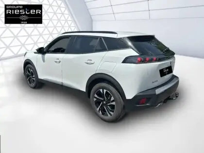 Photo 6 Peugeot 2008  PureTech 130 S&S EAT8