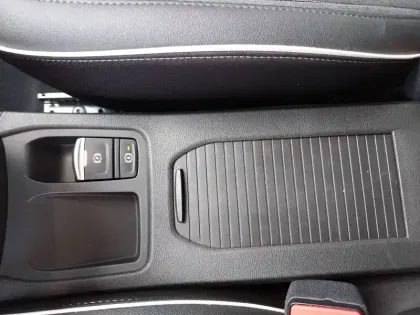 Photo 24 Renault Clio  TCe 140