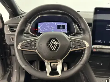 Photo 23 Renault Captur  E-Tech full hybrid 145 ch