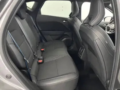 Photo 24 Renault Captur  E-Tech full hybrid 145 ch