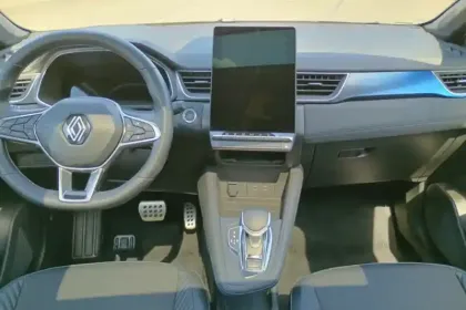 Photo 8 Renault Captur  E-Tech full hybrid 145 ch