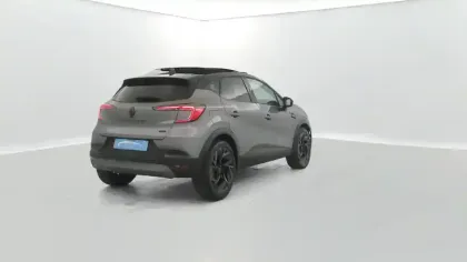 Photo 13 Renault Captur  E-Tech full hybrid 145 ch