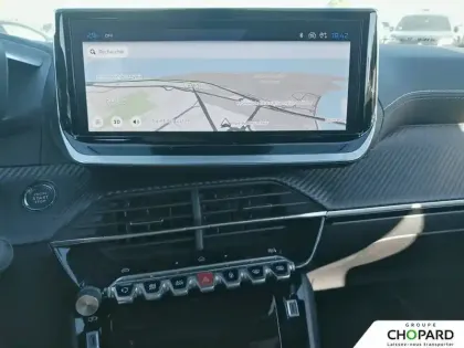Photo 9 Peugeot 2008  Hybrid 145 e-DCS6