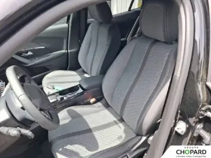 Photo 18 Peugeot 2008  Electrique 54 kWh 156 ch