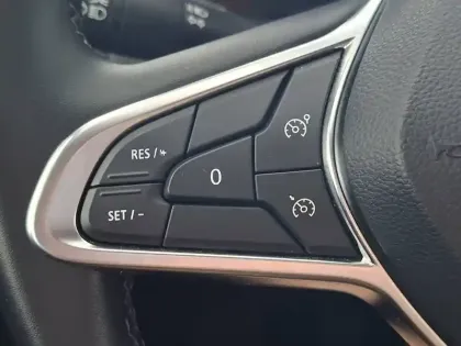 Photo 38 Renault Captur  TCe 90