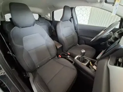 Photo 31 Renault Captur  TCe 90