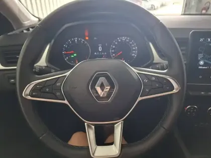 Photo 32 Renault Captur  TCe 90