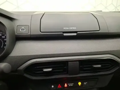 Photo 35 Dacia Sandero  SCe 65