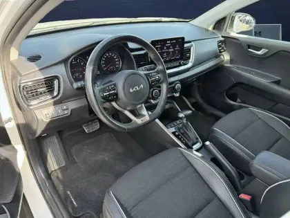 Photo 16 Kia Stonic  1.0 T-GDi 120 ch MHEV DCT7