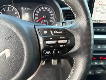 Photo 27 Kia Stonic  1.0 T-GDi 120 ch MHEV DCT7