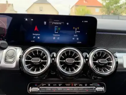 Photo 37 Mercedes GLB  220 d 4MATIC AMG Line