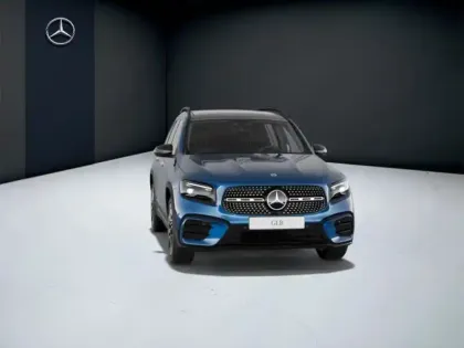 Photo 12 Mercedes GLB 220 d 4MATIC AMG Line