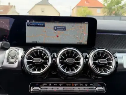Photo 38 Mercedes GLB  220 d 4MATIC AMG Line