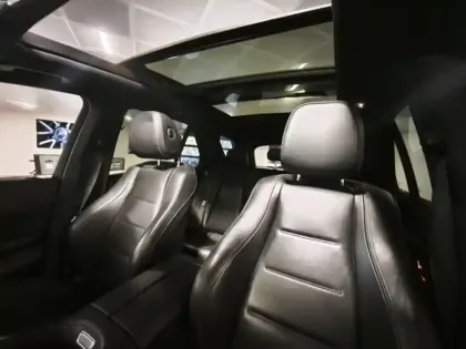 Photo 19 Mercedes GLE 300 d 4MATIC AMG Line