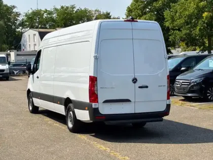 Photo 28 Mercedes Sprinter 315 CDI Fourgon 43 L3H2 14M3 1
