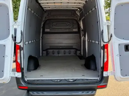 Photo 26 Mercedes Sprinter 315 CDI Fourgon 43 L3H2 14M3 1