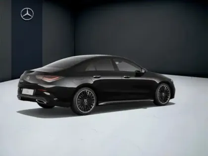 Photo 19 Mercedes CLA  250 e Coupé AMG Line
