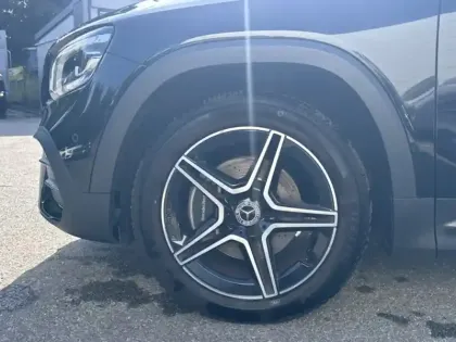 Photo 8 Mercedes GLB 200 d AMG Line
