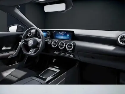 Photo 8 Mercedes Classe A 250 e Hybrid EQ AMG Line