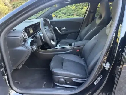Photo 31 Mercedes Classe A 250 e Hybrid EQ AMG Line