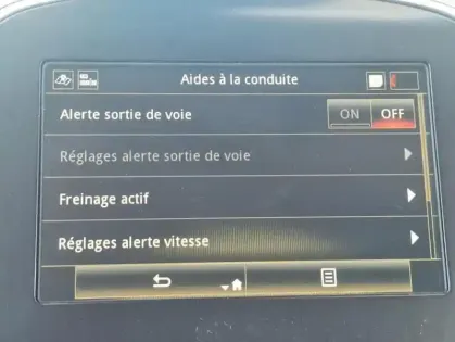 Photo 11 Renault Grand Scenic III Evolution TCe 140